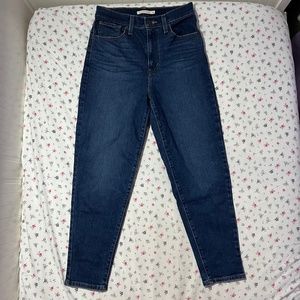 Levi’s High Waisted Mom Jeans indigo size 27